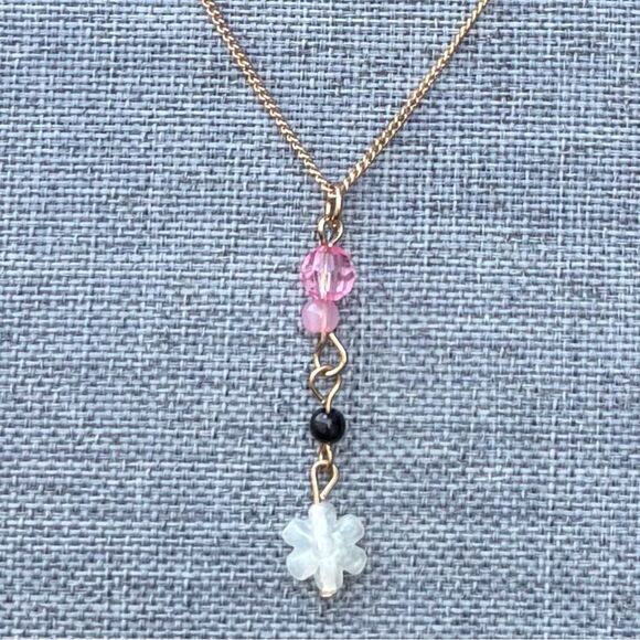 Two Urban Outfitters (OU) Flower & Hearts Bead Layer Necklaces NWT - Picture 2 of 8